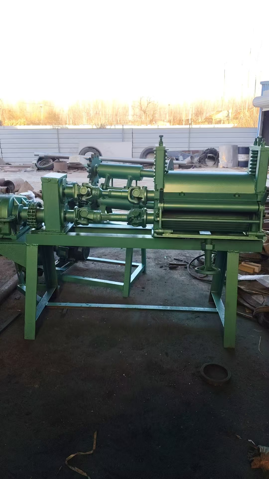 Hva gjør Xinzhe Tools' Factory-Direct Rubber Cracker-blader foretrukket av Global Rubber Recyclers?
